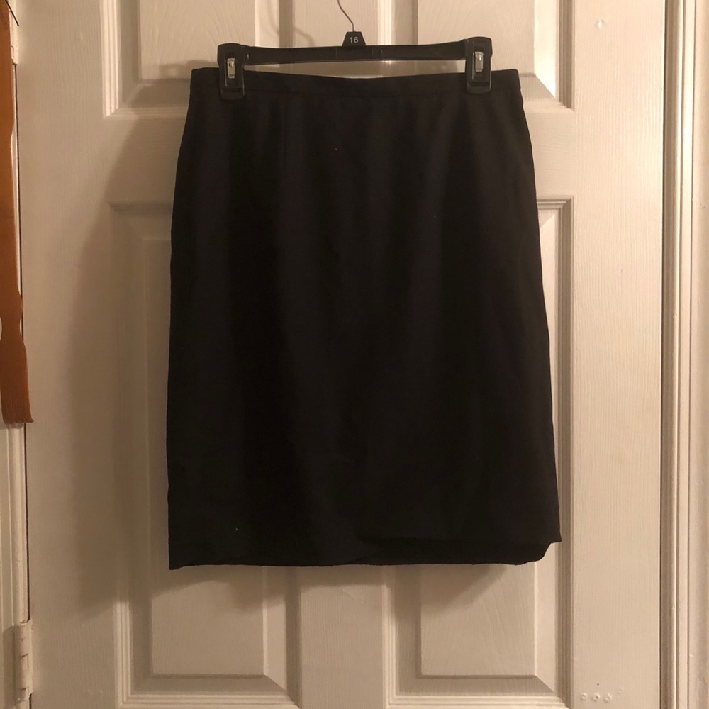 Skirt - Picture 2 of 2